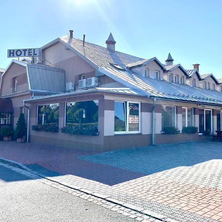 Hotel Penzion Na Císařství Horni Sucha Esterno foto